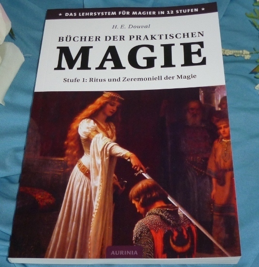 Bücher der praktischen Magie- 1