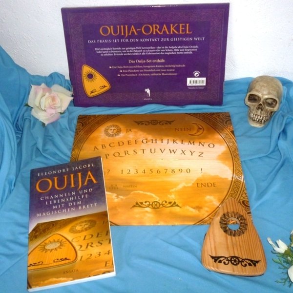 Ouija Set Witchboard