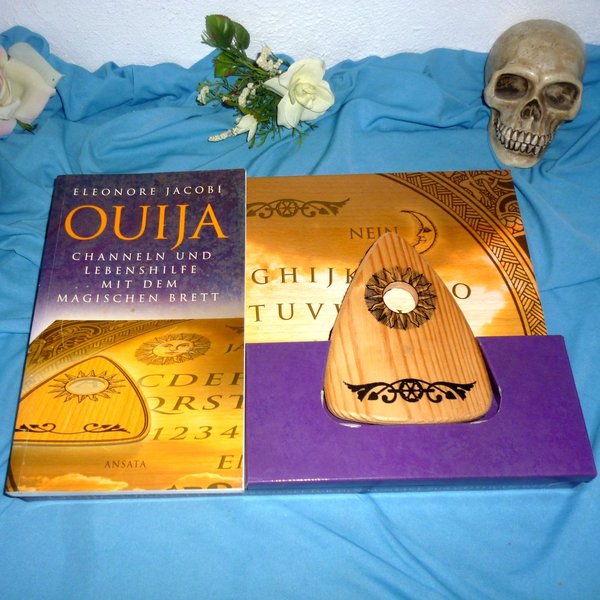 Ouija Set Witchboard