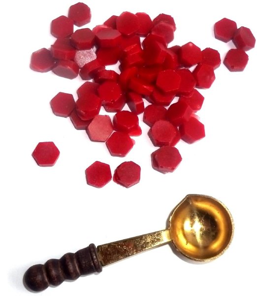 Sealing wax pearls red